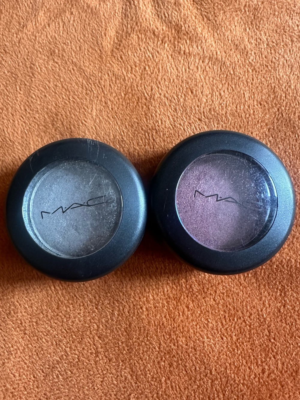 MAC Cosmetics frost & veluxe pearl eyeshadow set (2) Electra / Star Violet